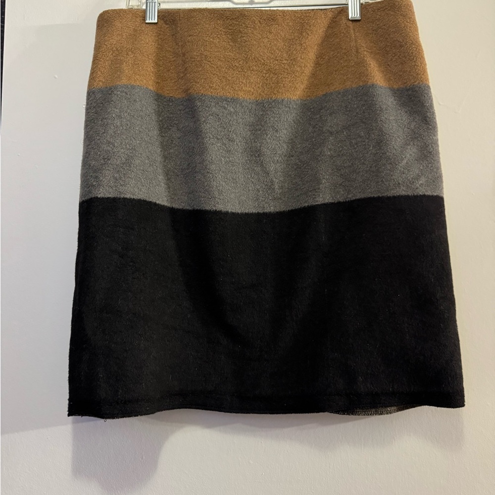 Amanda & Chelsea Tri-Tone Pencil Skirt